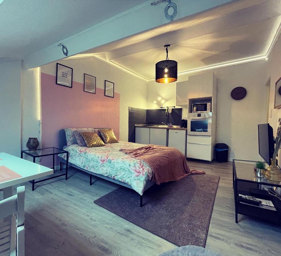 La Garde Studio Atypique Le Rocher, Climatisation, Belle Decoration Exterior photo